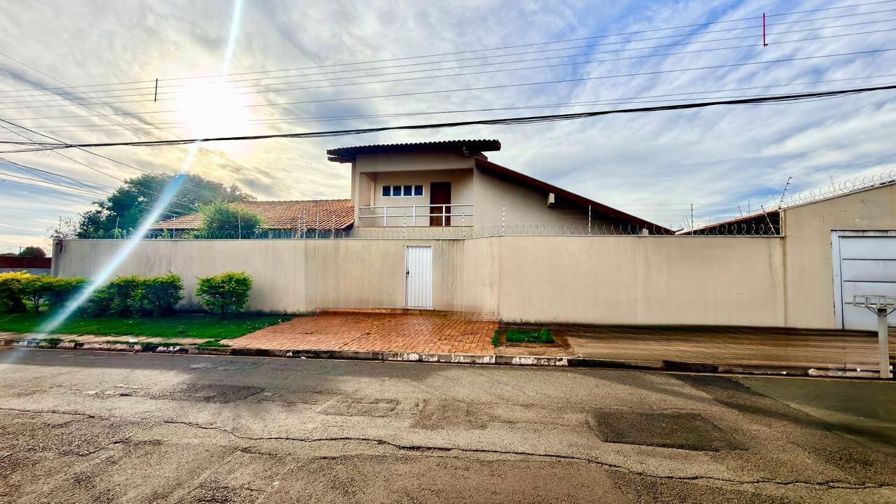 Casa em Vila Carlota — foto 1